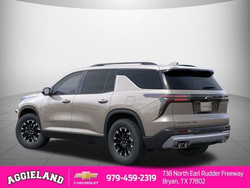 New 2026 Chevrolet Traverse Z71 w/ Enhanced Driving Package image 3