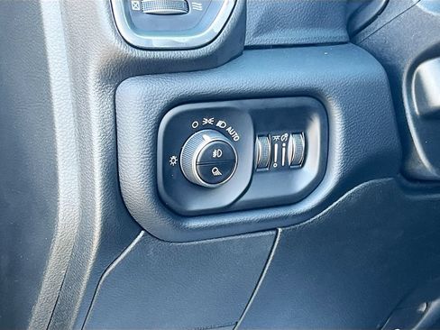 New 2026 RAM 2500 Laramie AWD/4WD image 10