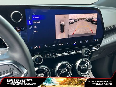 Used 2024 Chevrolet Blazer EV LT AWD/4WD image 32