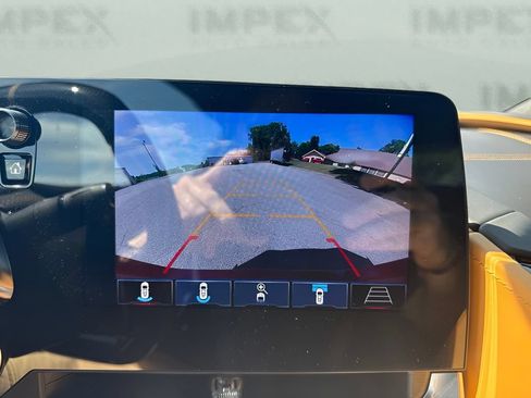 Used 2025 Chevrolet Corvette Z06 RWD image 19