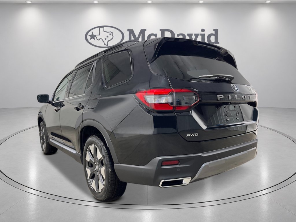 New 2026 Honda Pilot Touring image 4