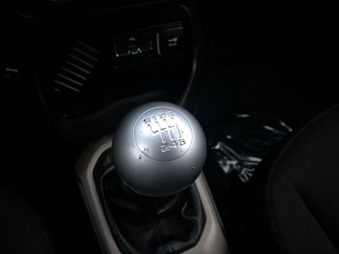 Used 2016 Jeep Renegade Sport w/ Power & Air Group image 12