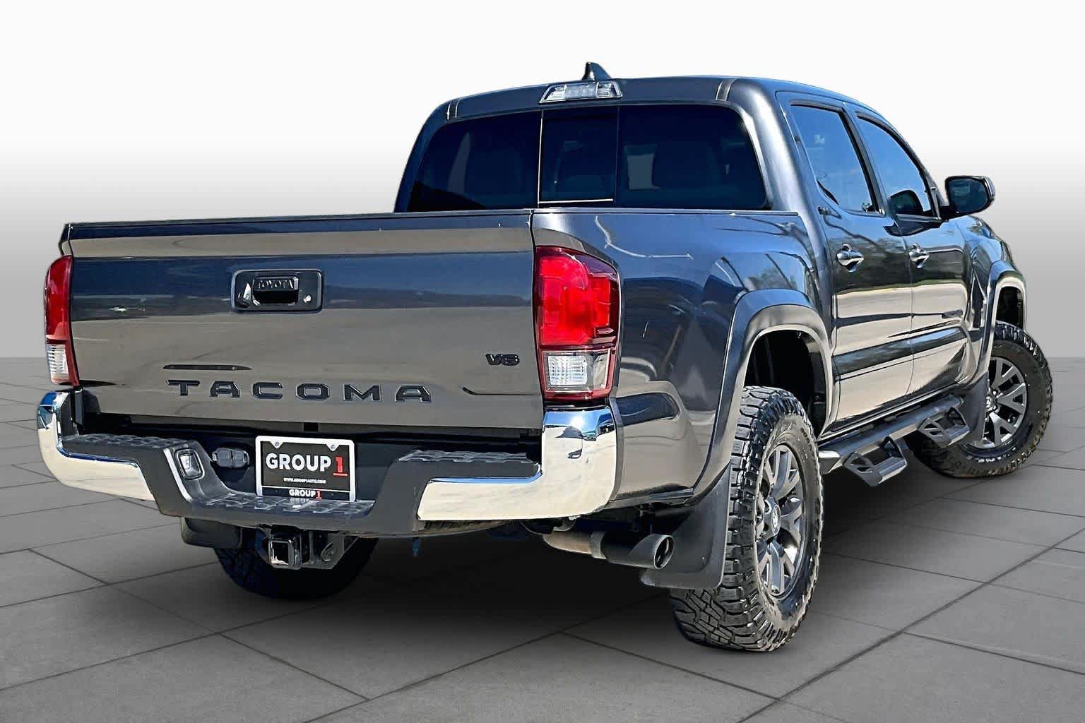 Used 2023 Toyota Tacoma SR5 RWD image 13