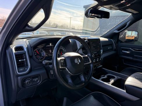 Used 2020 RAM 2500 Laramie w/ Night Edition AWD/4WD image 11