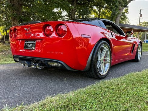 Used 2007 Chevrolet Corvette Z06 w/ Preferred Equipment Group RWD image 36
