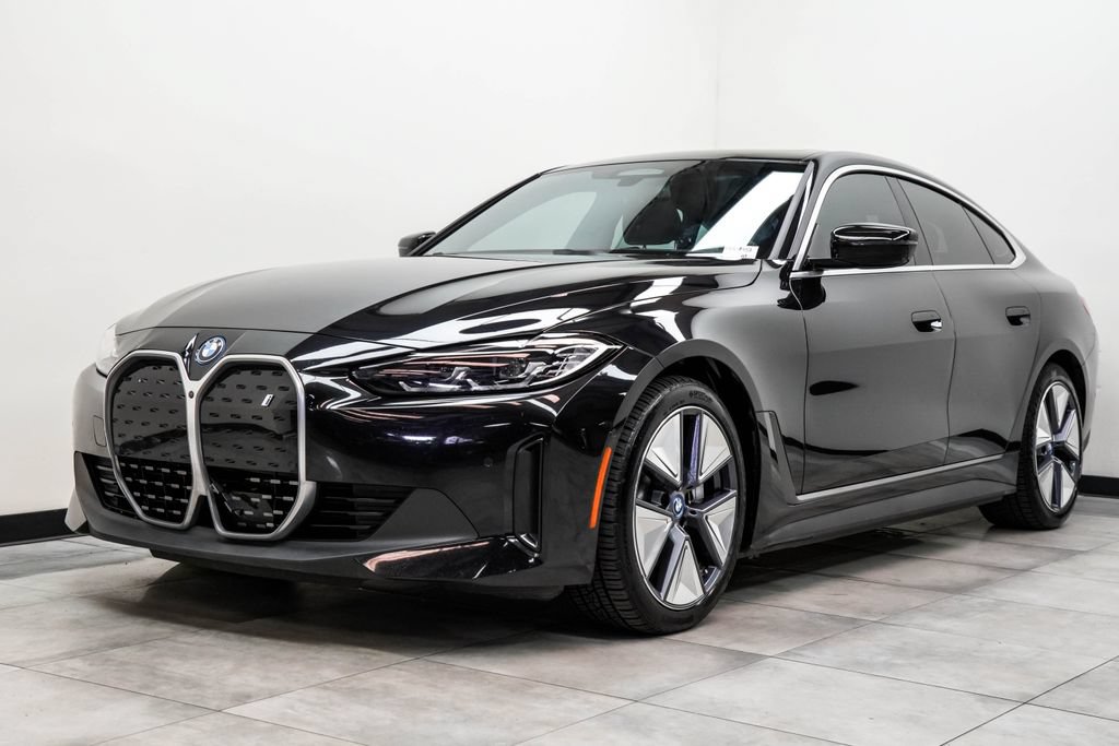 Used 2023 BMW i4 eDrive40 RWD image 9