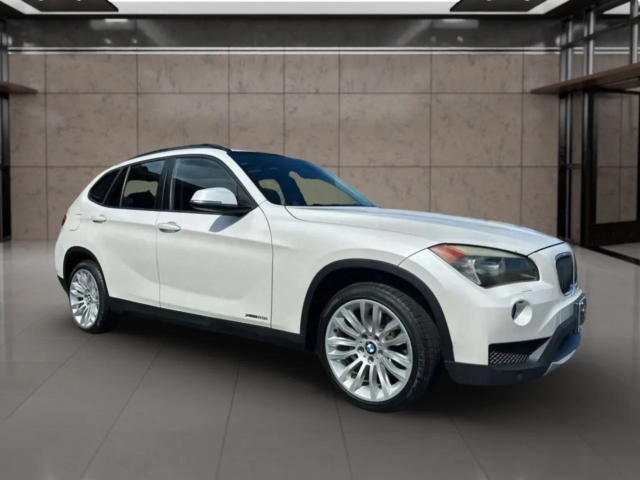Used 2013 BMW X1 xDrive28i AWD/4WD image 1