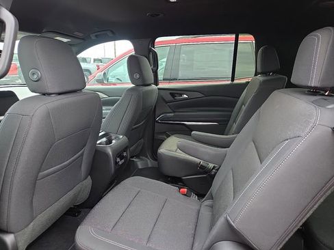 New 2026 Chevrolet Traverse LT w/ Midnight/Sport Edition FWD image 5