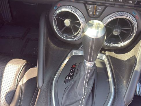 Used 2017 Chevrolet Camaro LT RWD image 23