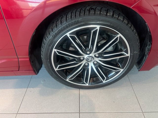 Used 2019 Toyota Avalon Touring w/ Advanced Safety Package FWD image 11