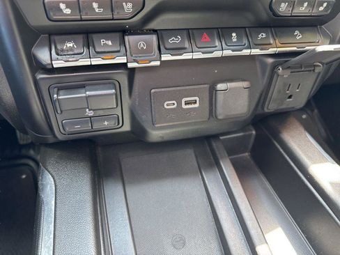 Used 2021 GMC Sierra 1500 AT4 w/ AT4 Value Package AWD/4WD image 15
