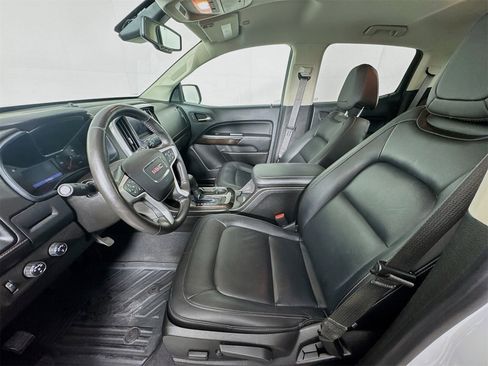 Used 2019 GMC Canyon SLT w/ Driver Alert Package image 17