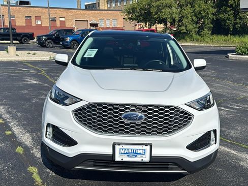 Used 2023 Ford Edge SEL w/ Convenience Package AWD/4WD image 3