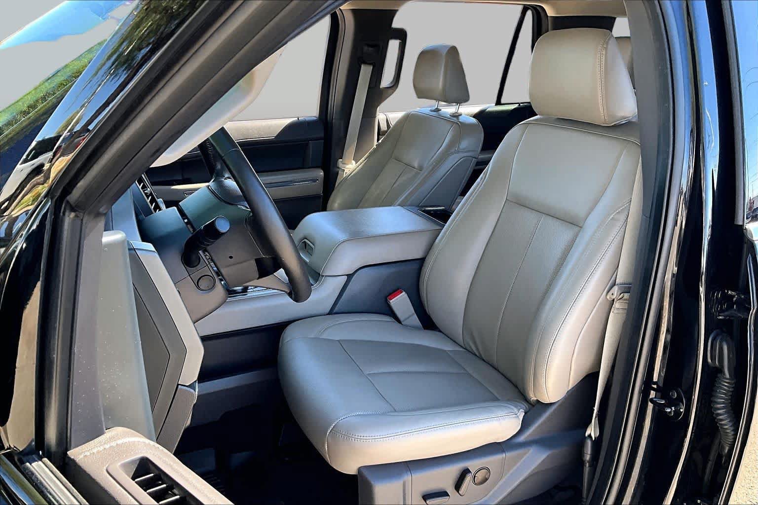 Used 2021 Ford Expedition XLT AWD/4WD image 8