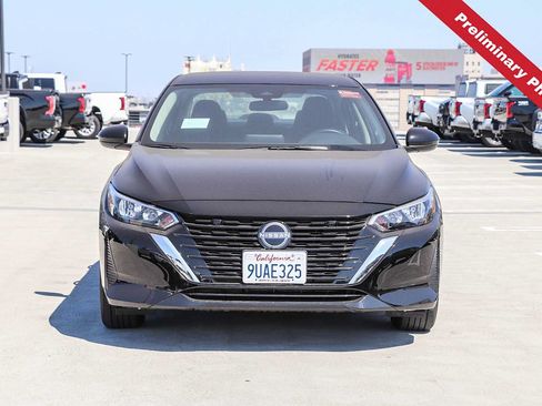Used 2025 Nissan Sentra SV FWD image 2