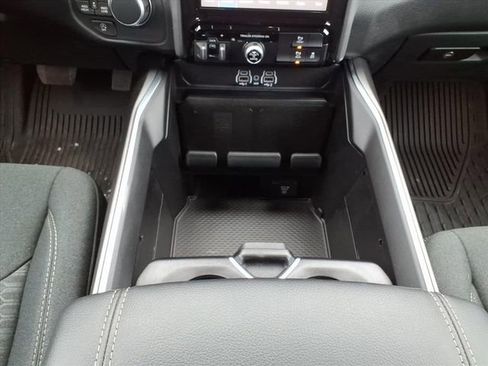 Certified 2025 RAM 1500 Big Horn image 19