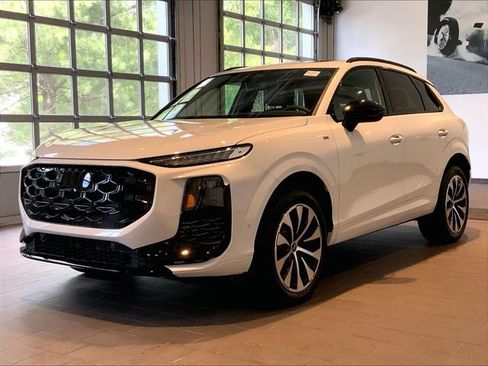 New 2026 Audi Q3 quattro 2.0T AWD/4WD image 4