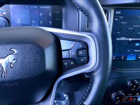 Used 2024 Ford Bronco Badlands image 25