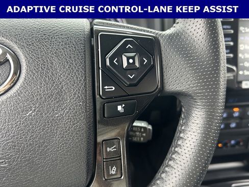 Used 2021 Toyota 4Runner Nightshade image 14