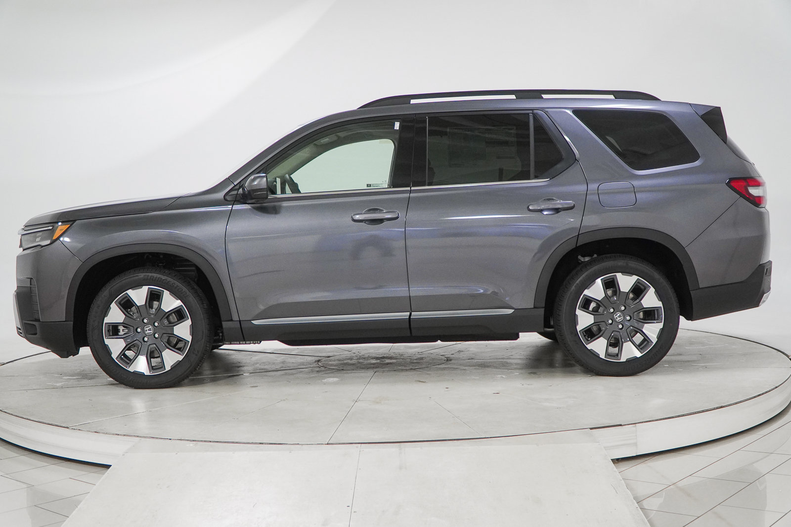 New 2026 Honda Pilot Elite image 5