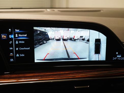 Used 2021 Cadillac Escalade ESV Premium Luxury w/ Driver Assist Tech Package image 25