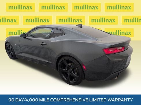 Used 2018 Chevrolet Camaro LT image 10