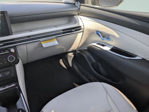 New 2026 Hyundai Tucson Limited image 18