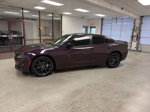 Used 2021 Dodge Charger SXT w/ Blacktop Package RWD image 15