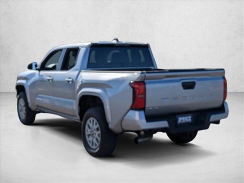 Used 2024 Toyota Tacoma SR5 image 8