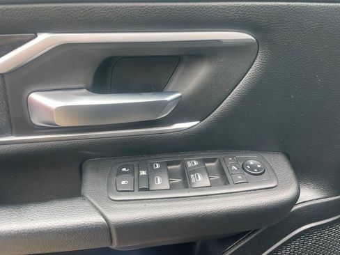 Used 2020 RAM 1500 Big Horn AWD/4WD image 10