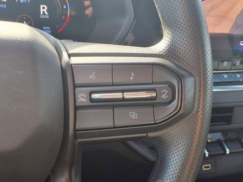 Used 2025 Chevrolet Colorado W/T w/ WT Custom Package RWD image 16