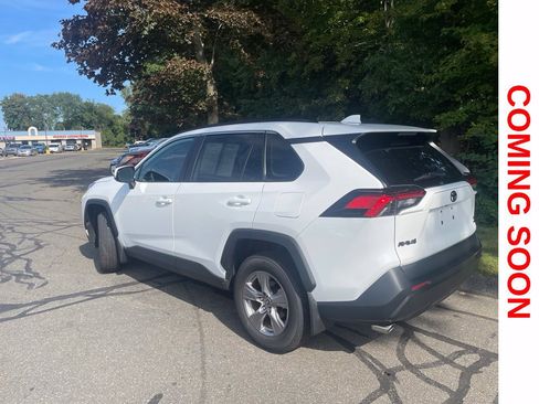 Used 2023 Toyota RAV4 XLE w/ Convenience Package AWD/4WD image 7