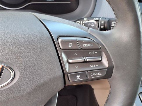 Used 2021 Hyundai Kona Ultimate w/ Cargo Package image 23