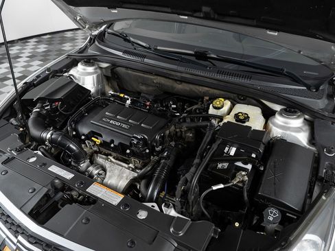 Used 2012 Chevrolet Cruze LT w/ RS Package image 40