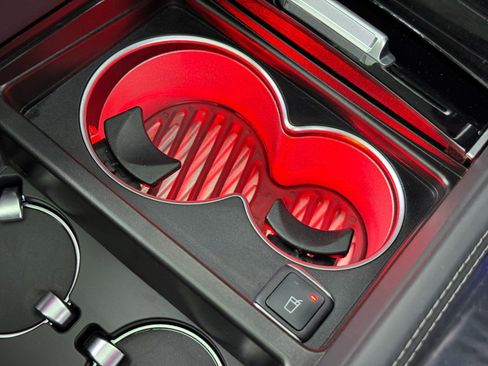 Used 2022 Mercedes-Benz Maybach GLS 600 4MATIC image 49