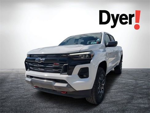 New 2025 Chevrolet Colorado Z71 image 8