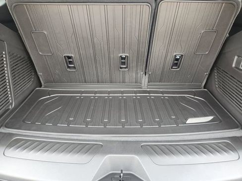 New 2026 GMC Yukon Elevation w/ Elevation Premium Package AWD/4WD image 24