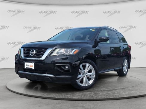 Used 2018 Nissan Pathfinder SL w/ SL Premium Package AWD/4WD image 3