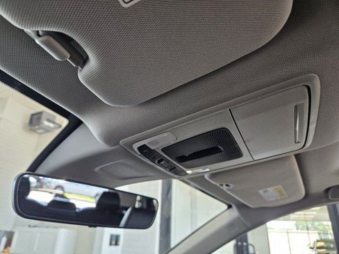 Used 2023 Honda CR-V EX-L image 22