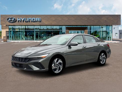 New 2026 Hyundai Elantra Limited image 2