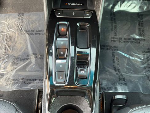 Used 2023 Chevrolet Bolt LT w/ Infotainment Package image 27