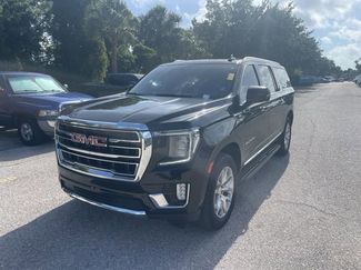 Used 2022 GMC Yukon XL SLT w/ SLT Luxury Package RWD video 1