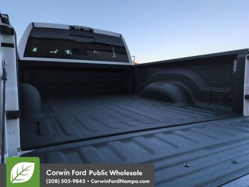 Used 2018 RAM 2500 Laramie w/ Cold Weather Group AWD/4WD image 28