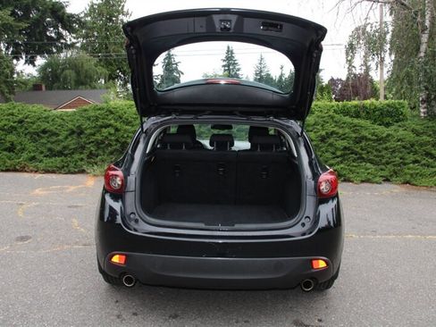 Used 2014 MAZDA MAZDA3 i Touring w/ Moonroof Package 1 FWD image 17