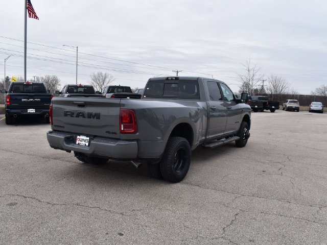 New 2026 RAM 3500 Laramie AWD/4WD image 8