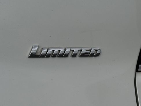 Used 2015 Toyota 4Runner Limited image 21