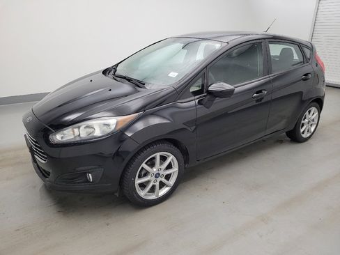 Used 2019 Ford Fiesta SE w/ Equipment Group 201A FWD image 2