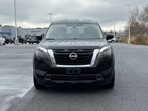 Used 2024 Nissan Pathfinder S image 28