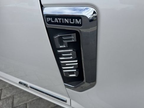 Used 2019 Ford F350 Platinum w/ Platinum Ultimate Package AWD/4WD image 5