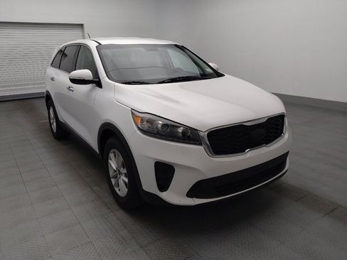 Used 2020 Kia Sorento FWD V6 image 13